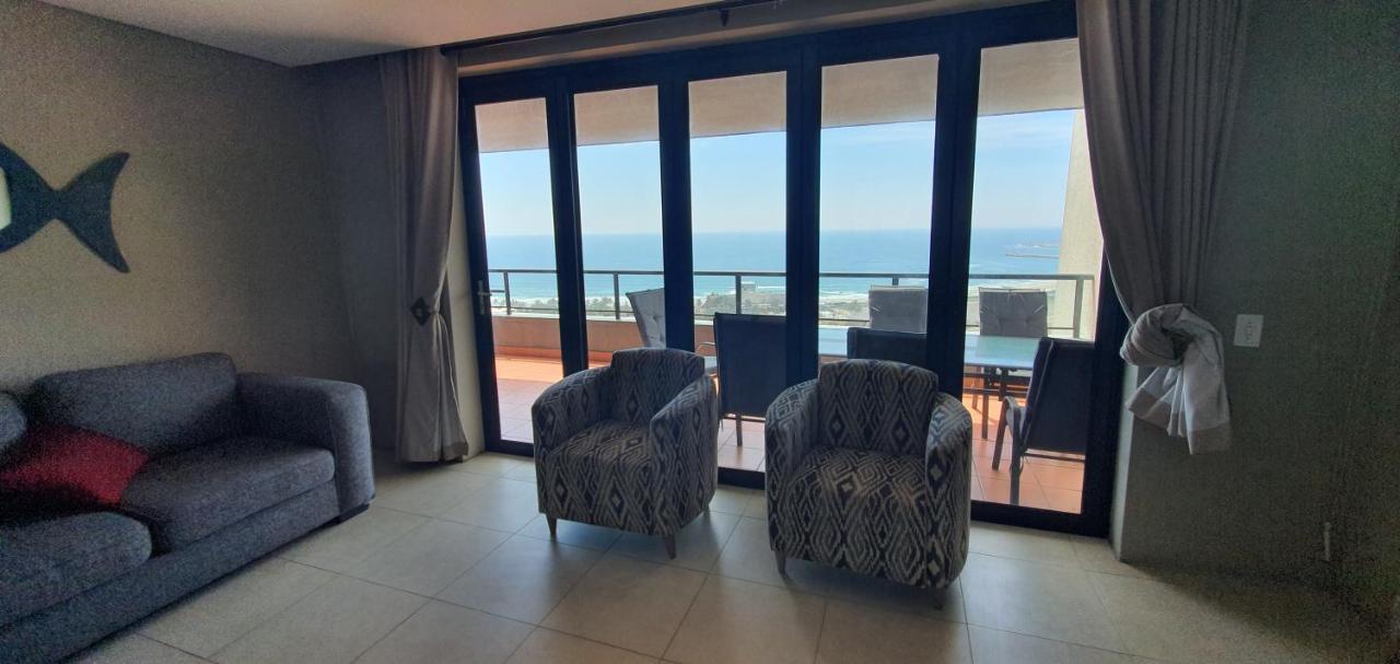 Front - Immaculate 4 Sleeper With Ocean & Harbour Views * Durban