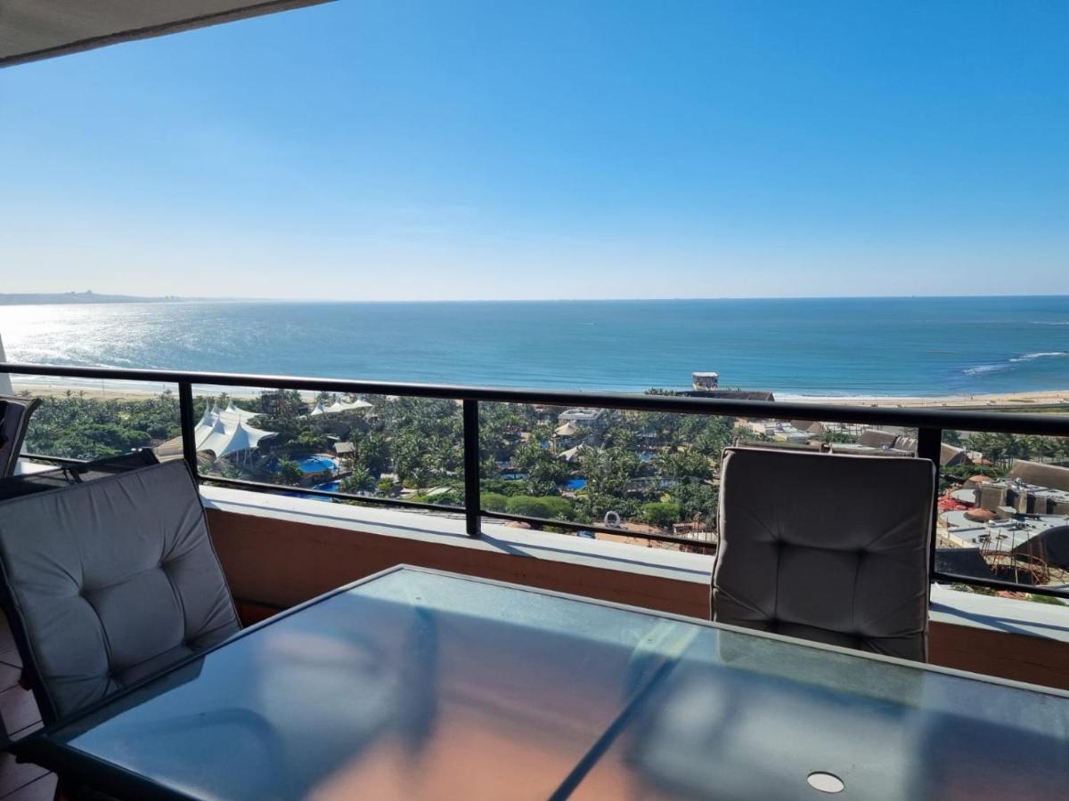 Front - Immaculate 4 Sleeper With Ocean & Harbour Views